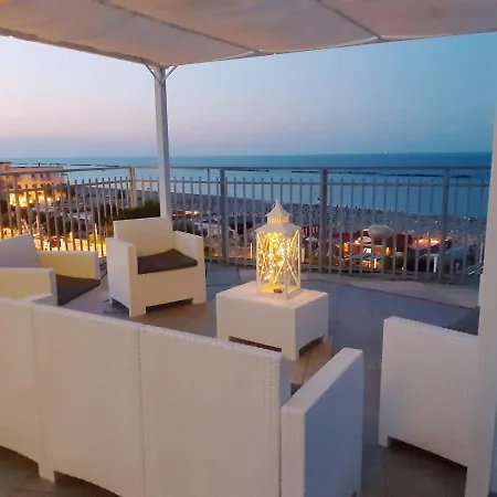 Hotel Embassy-2